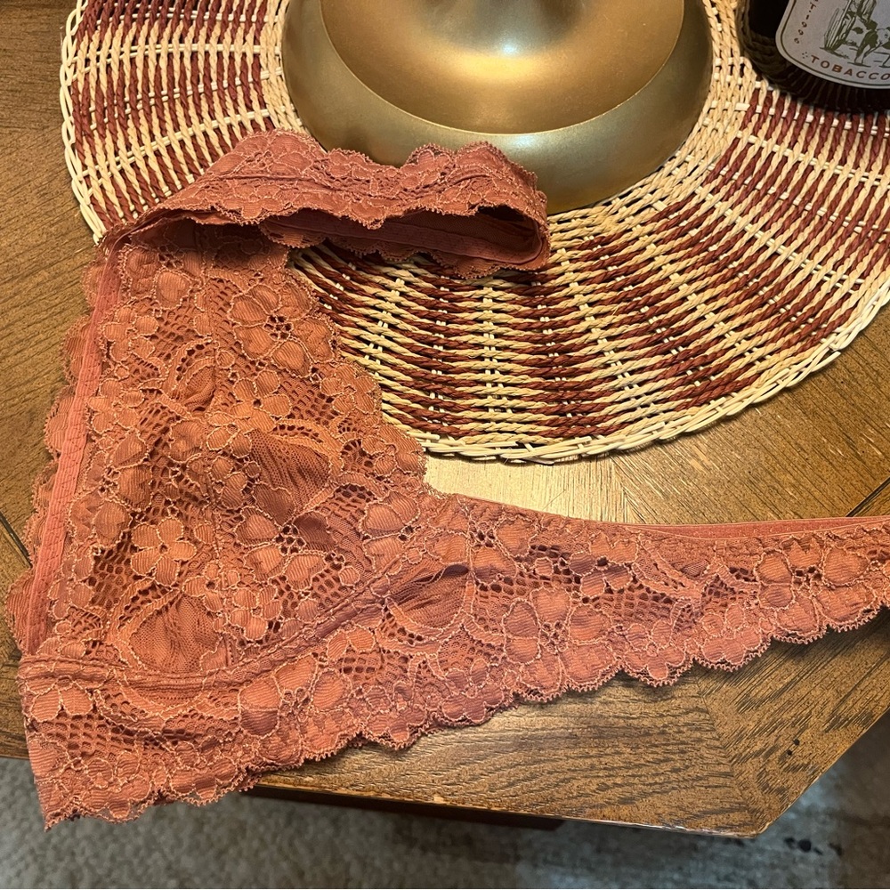 Intimately Lace bralette in Rust